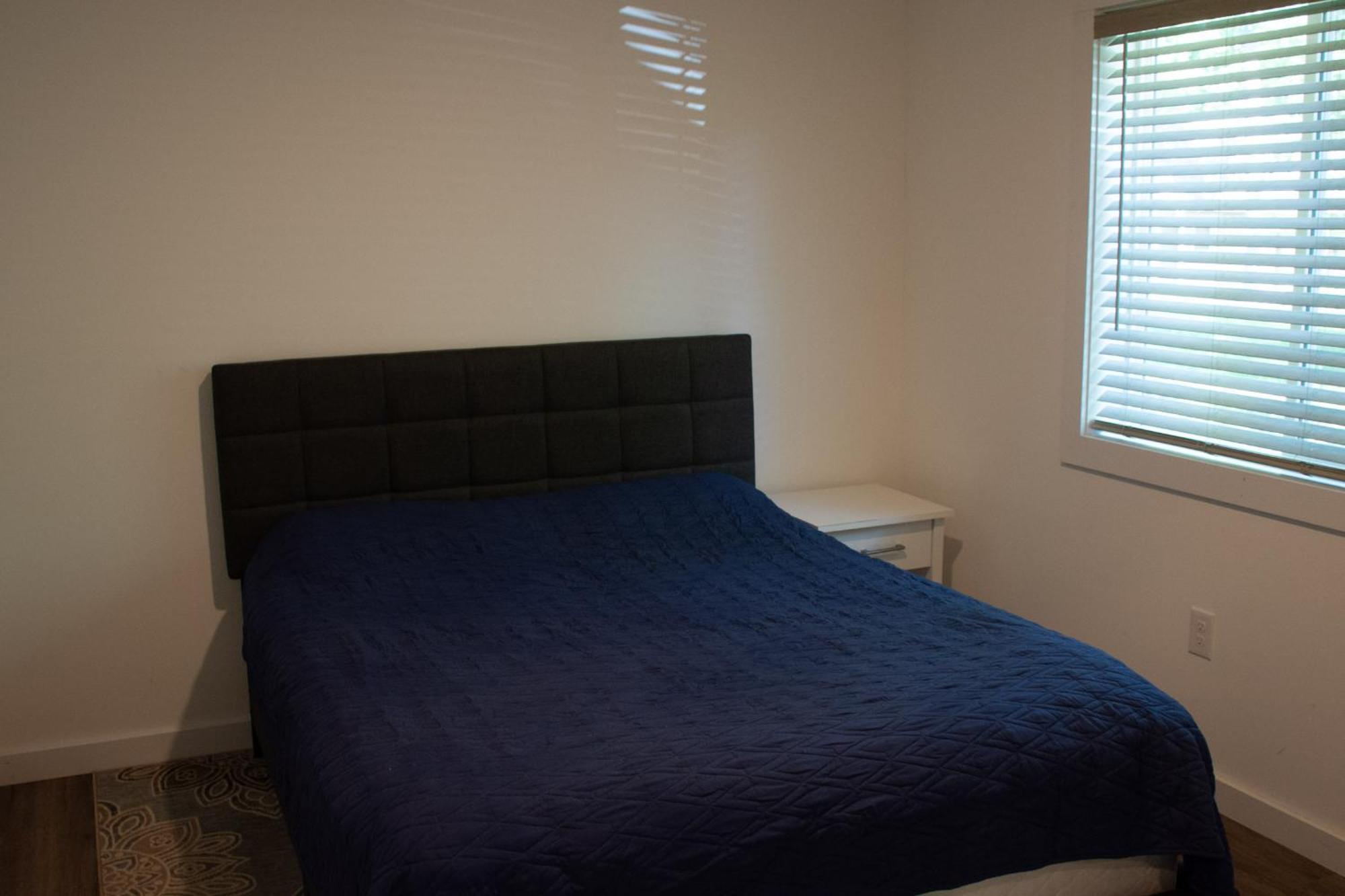 Cozy Home Lake Huron II Au Gres Room photo